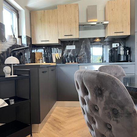 Apartmani Stanic Seget Vranjica Exteriör bild