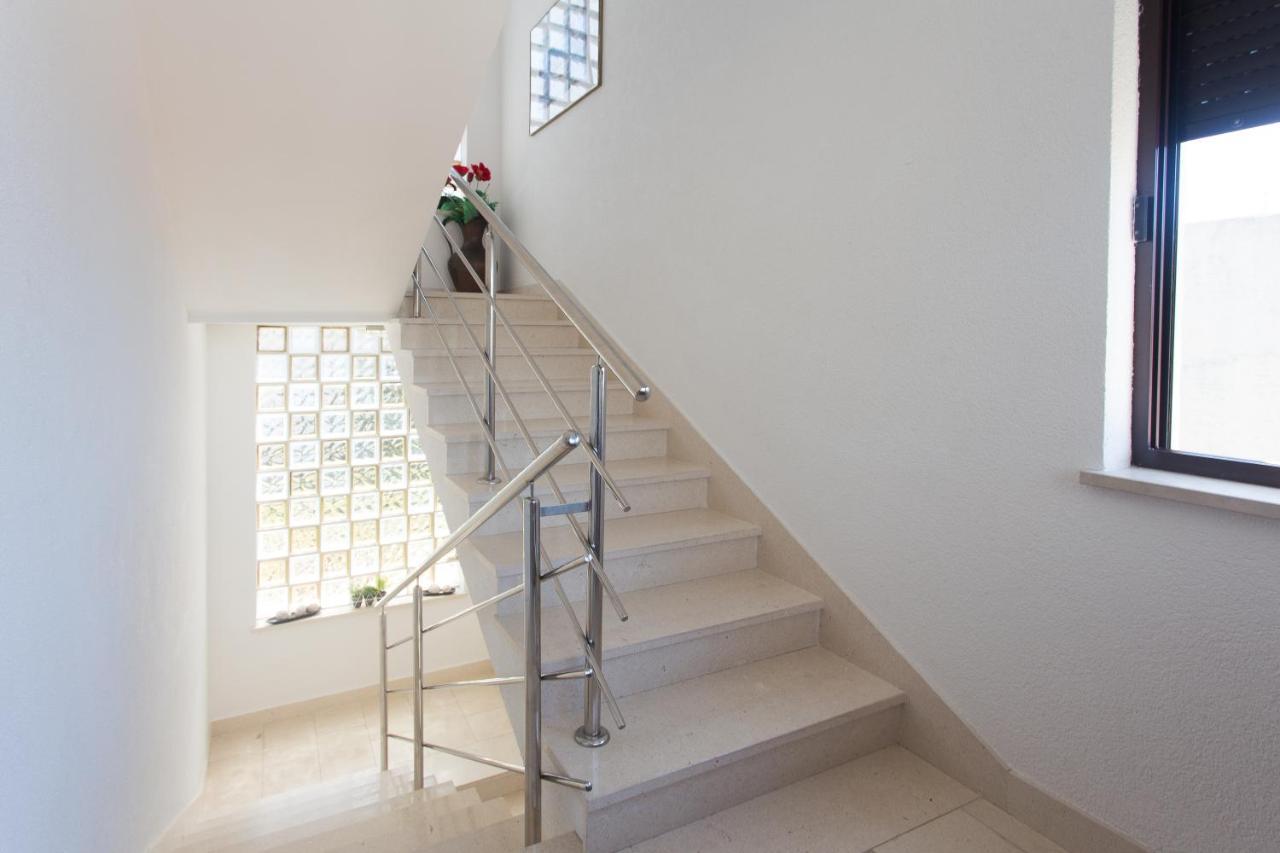 Apartmani Stanic Seget Vranjica Exteriör bild
