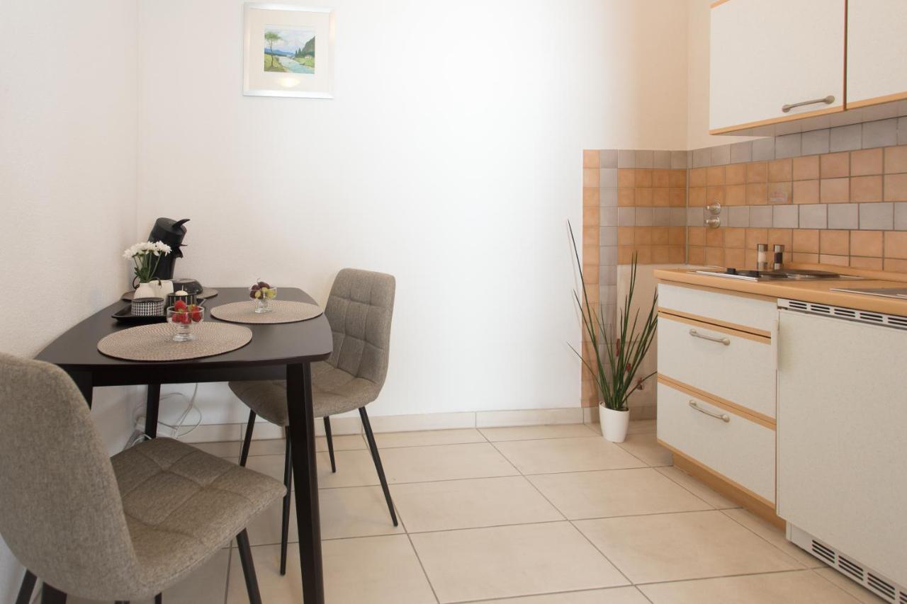 Apartmani Stanic Seget Vranjica Exteriör bild