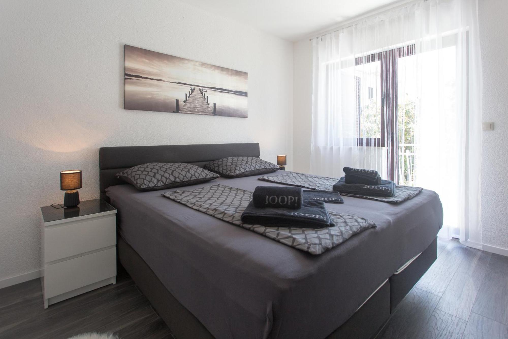 Apartmani Stanic Seget Vranjica Rum bild